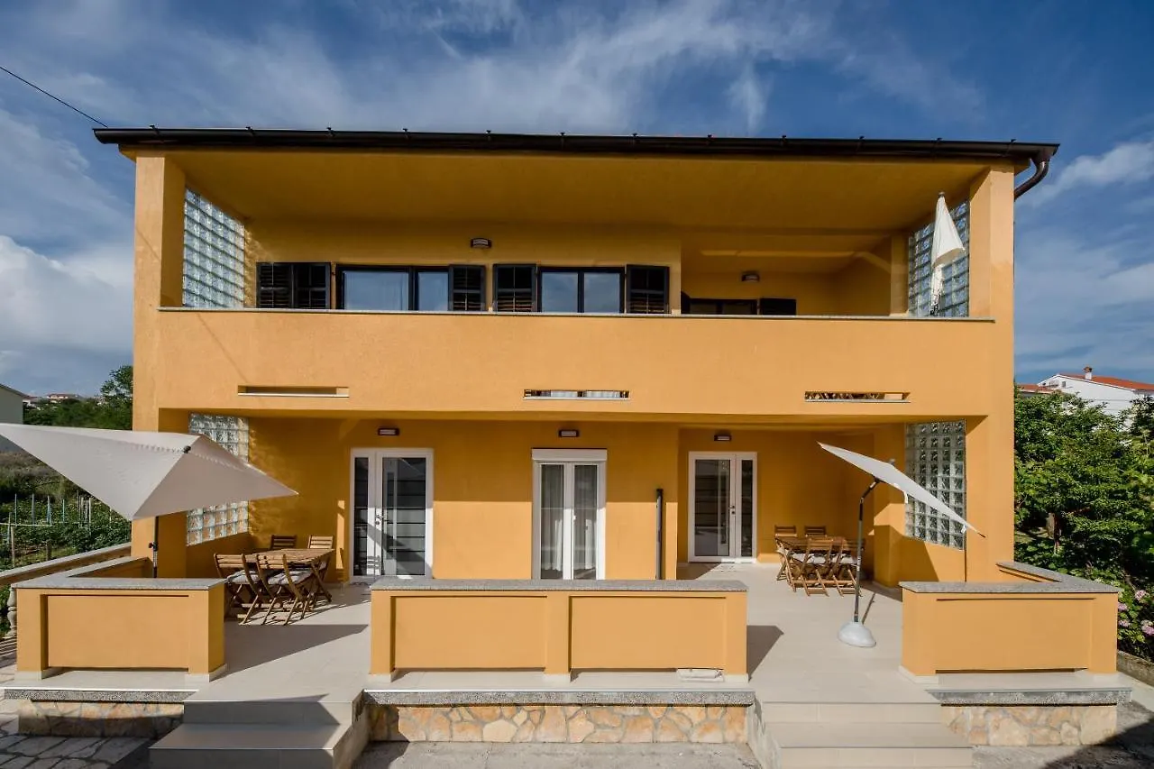 Apartments Gael