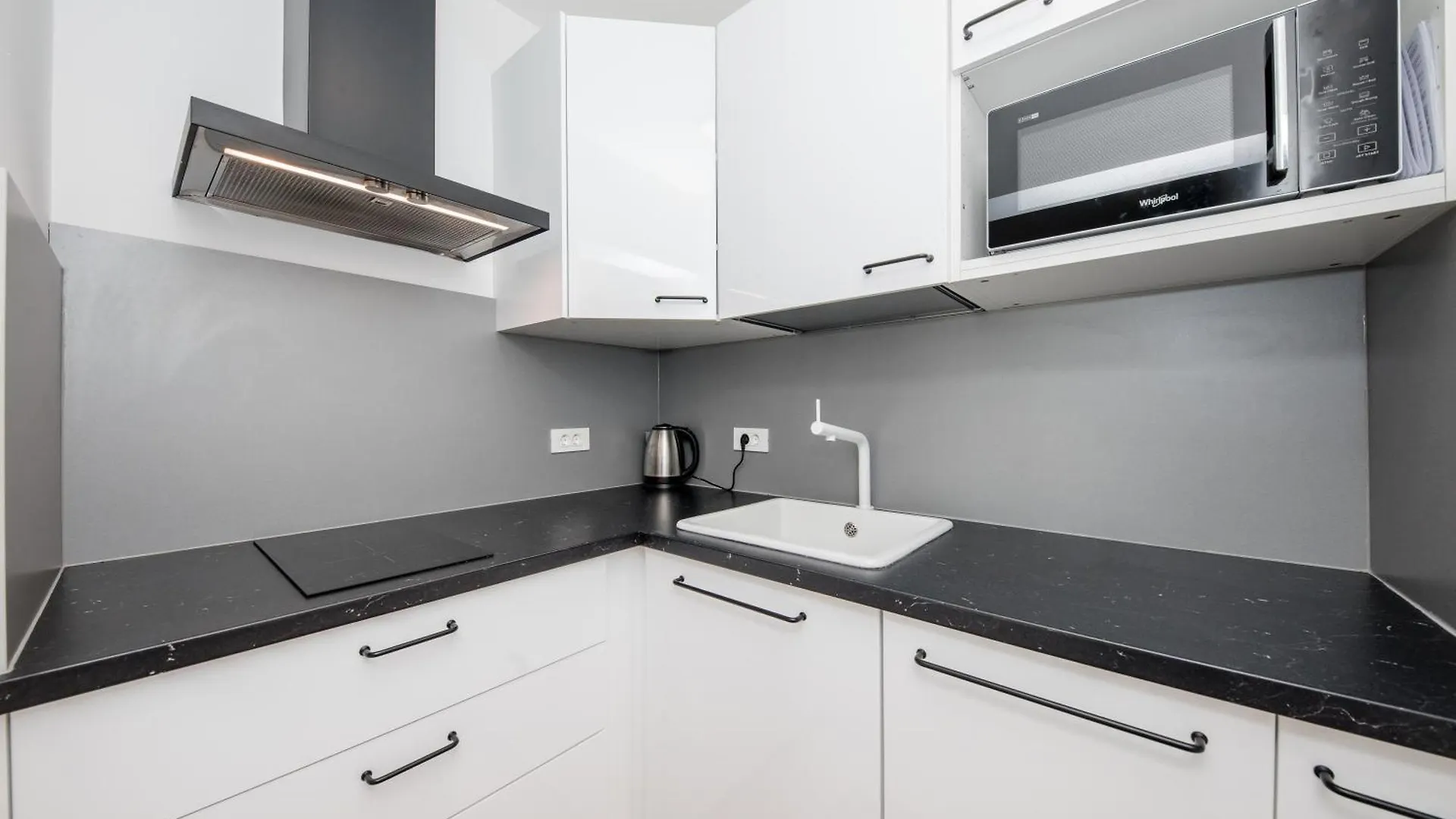 Apartments Gael