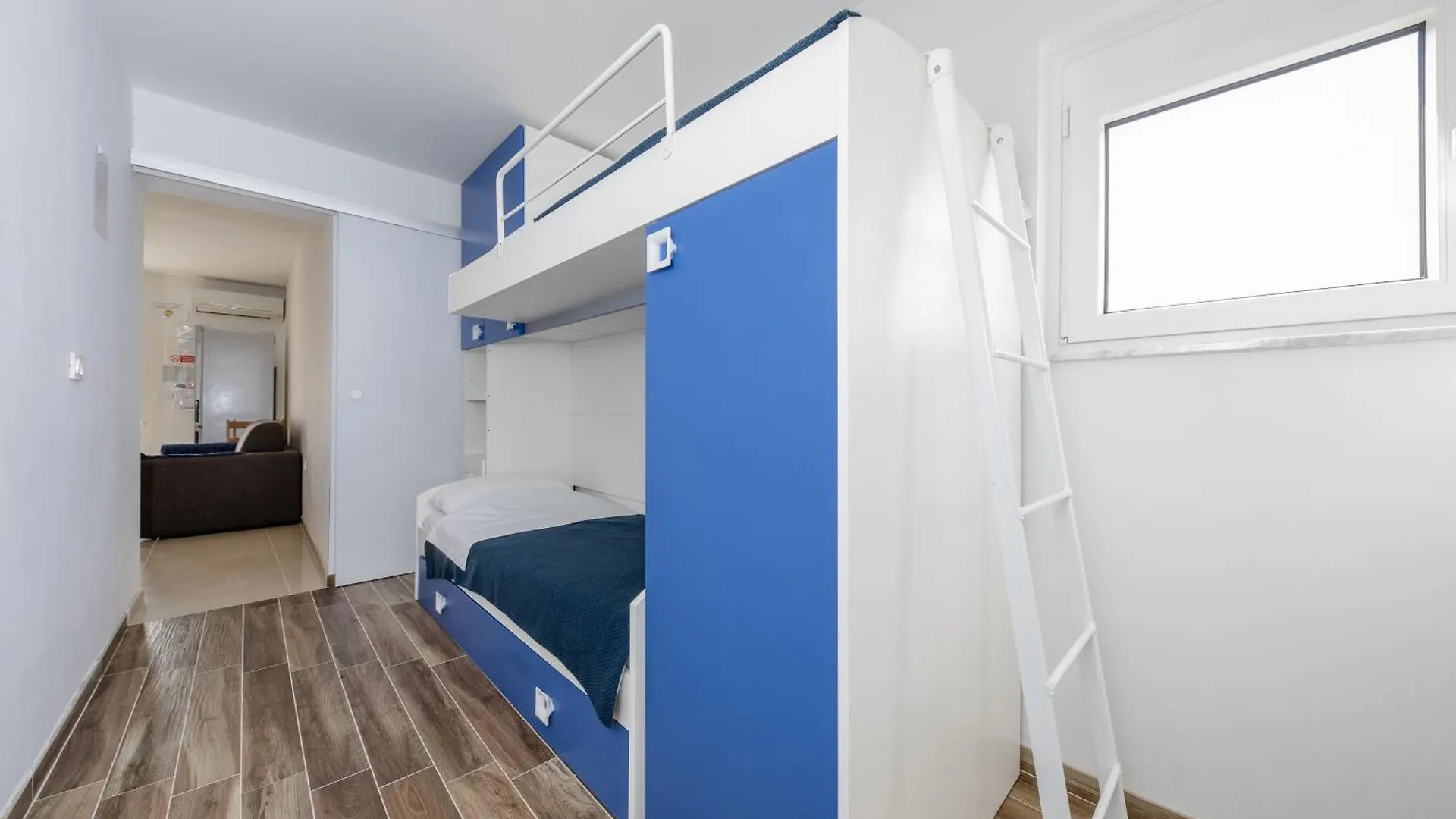 Apartments Gael